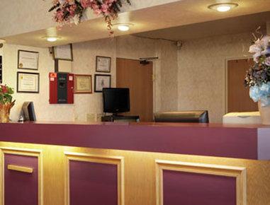 Super 8 By Wyndham West Middlesex/sharon Area 2*